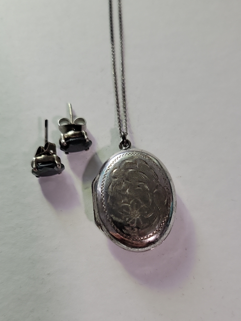 Vintage Sterling Silver Oval Engraved Locket Necklace with Stud Earrings